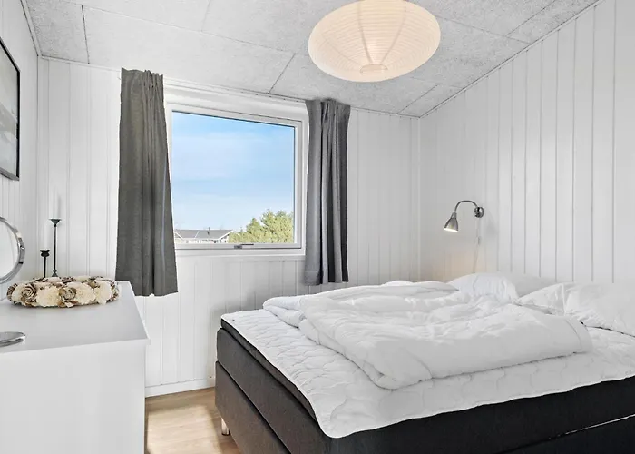 5 Bedroom Beautiful In Haderslev